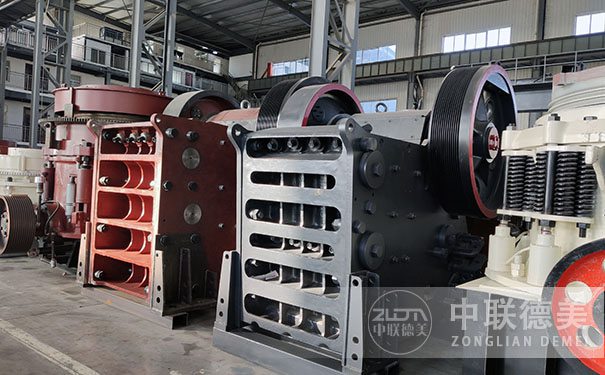 立軸數(shù)控破碎機多少錢一臺？