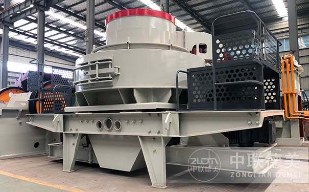 對(duì)輥制砂機(jī)